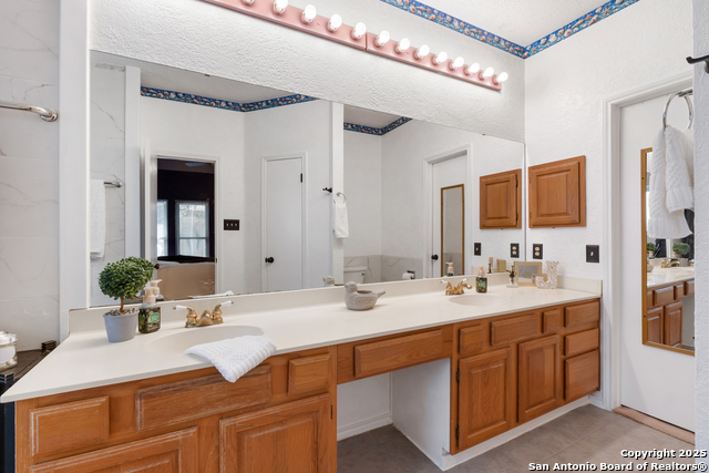 Listing photo id 17 for 8307 Timber Cabin