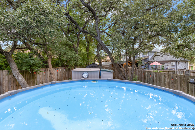 Listing photo id 23 for 8307 Timber Cabin