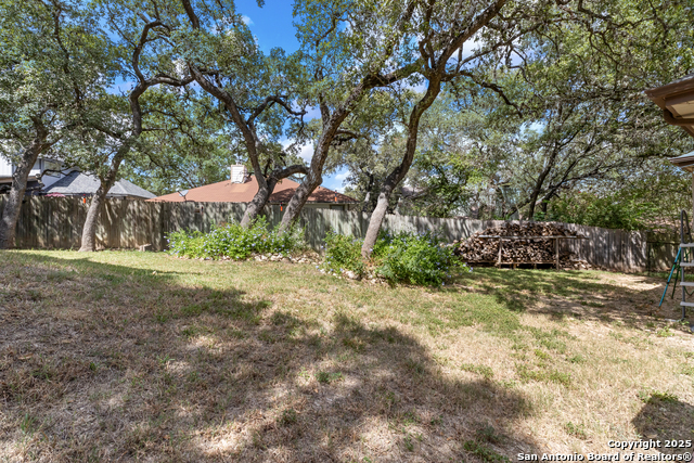 Listing photo id 24 for 8307 Timber Cabin