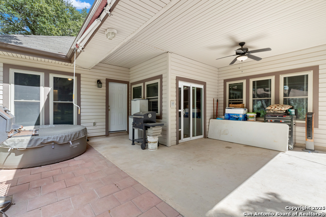 Listing photo id 25 for 8307 Timber Cabin