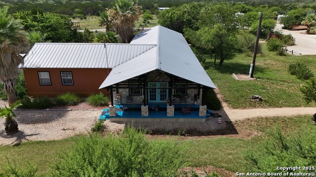 Listing photo id 1 for 10965 Fm 470