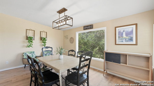 Image 12 of 48 For 1138 Royal Eagle