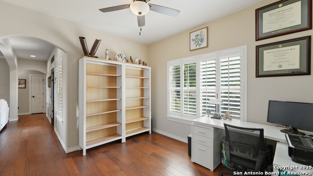 Image 19 of 48 For 1138 Royal Eagle