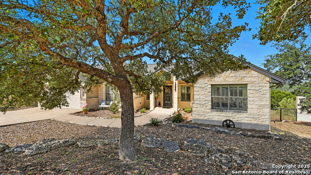 Image 2 of 48 For 1138 Royal Eagle