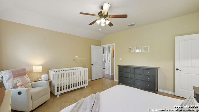 Image 32 of 48 For 1138 Royal Eagle