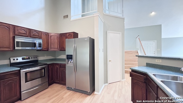Image 9 of 30 For 6203 Welles Edge Circle
