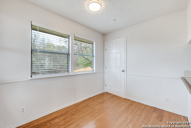 Image 12 of 25 For 7543 Utsa  