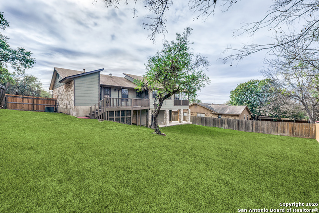 Image 24 of 25 For 7543 Utsa  