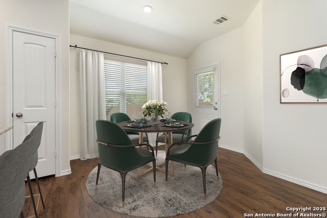 Listing photo id 15 for 150 Meadow Path