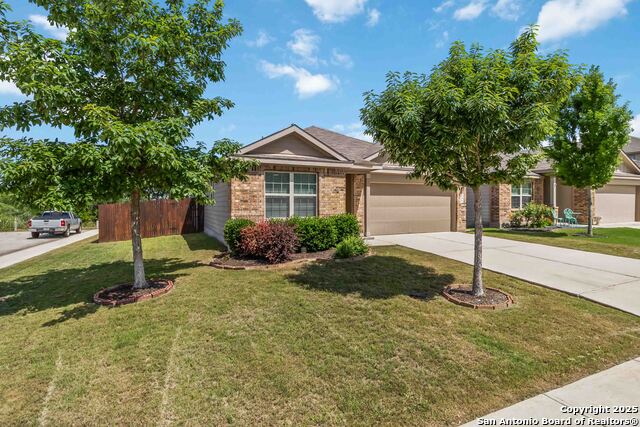 Listing photo id 0 for 150 Meadow Path
