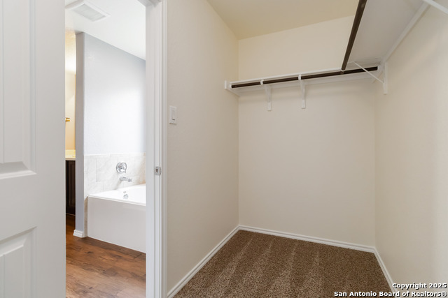 Listing photo id 21 for 150 Meadow Path