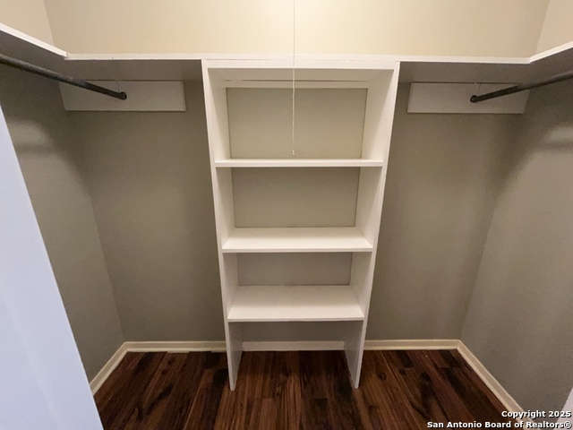 Image 20 of 28 For 311 San Antonio E 201