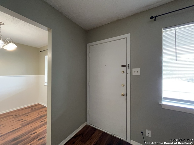 Image 25 of 28 For 311 San Antonio E 201