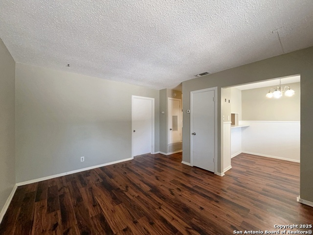 Image 8 of 28 For 311 San Antonio E 201