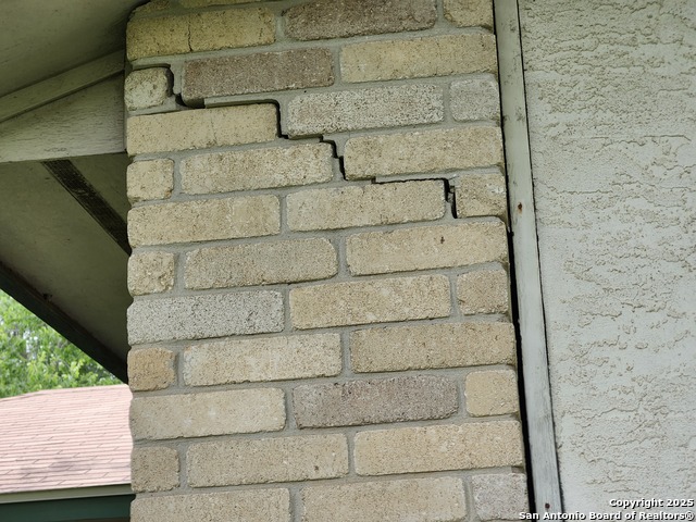 Image 17 of 25 For 6611 Peachtree