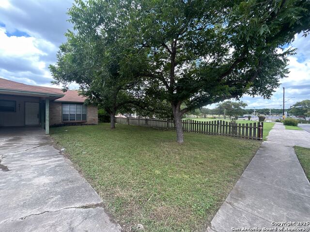 Image 2 of 25 For 6611 Peachtree