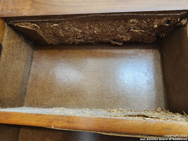 Image 23 of 25 For 6611 Peachtree