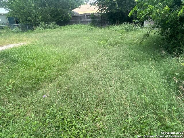 Image 5 of 25 For 6611 Peachtree