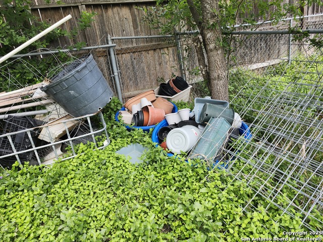 Image 7 of 25 For 6611 Peachtree