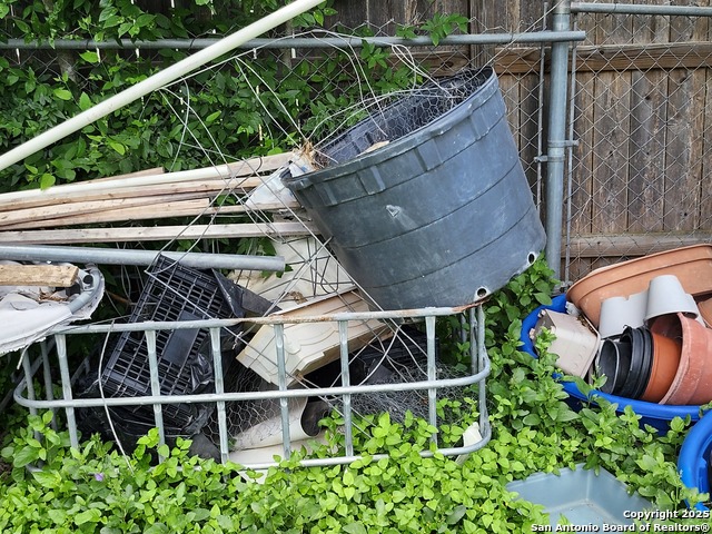 Image 9 of 25 For 6611 Peachtree