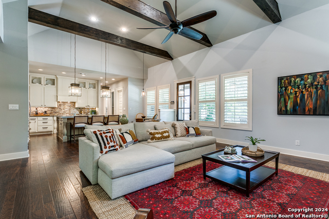 Image 6 of 25 For 242 Elmview Pl E