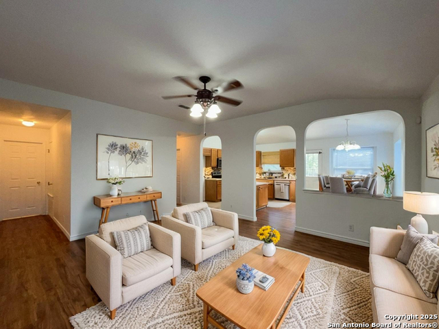 Image 2 of 51 For 10352 Bobcat Bluff