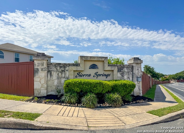 Image 36 of 51 For 10352 Bobcat Bluff