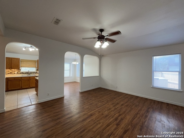 Image 9 of 51 For 10352 Bobcat Bluff