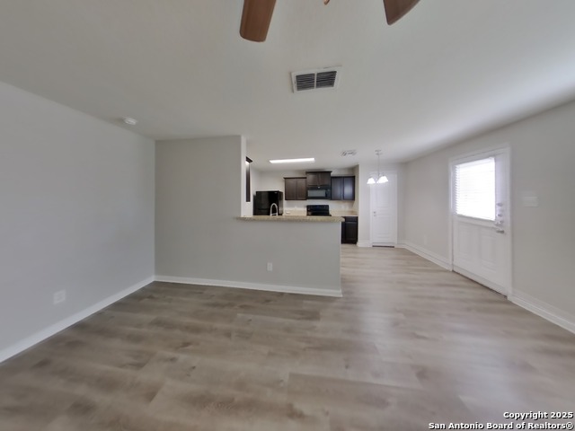 Image 4 of 15 For 3807 Southton