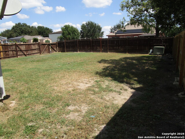 Listing photo id 1 for 3502 Bottomless