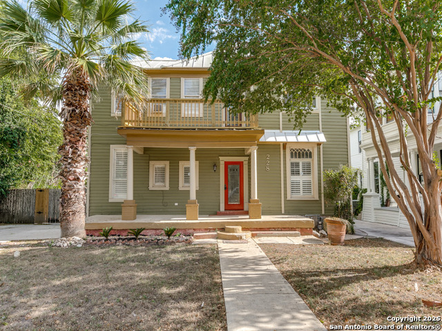 Details for 228 Woodlawn W, San Antonio, TX 78212