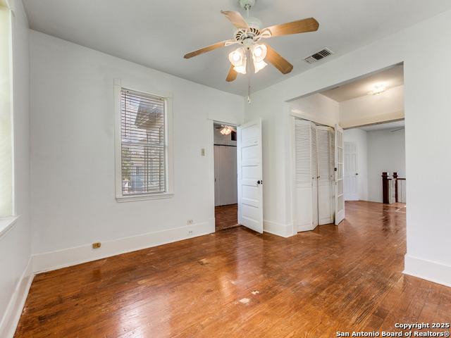 Image 22 of 29 For 228 Woodlawn W