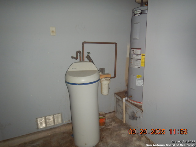 Image 12 of 19 For 10610 Terrace Plain