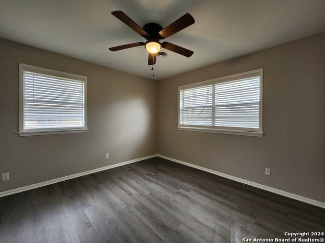 Listing photo id 27 for 273 Meadow Ave