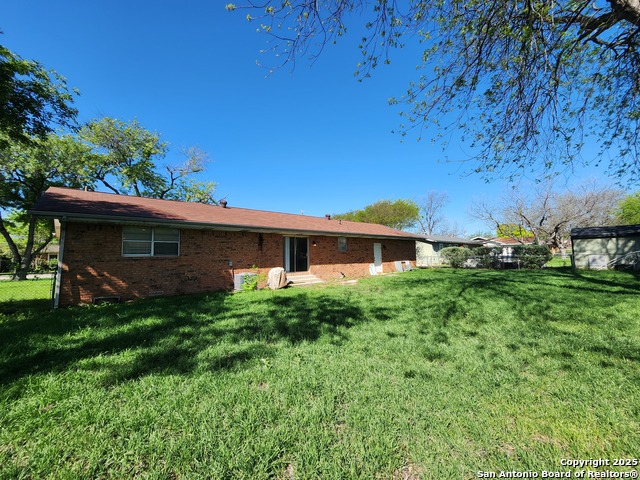 Listing photo id 33 for 273 Meadow Ave