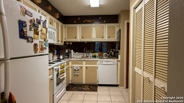 Image 5 of 10 For 5449 Callaghan Rd