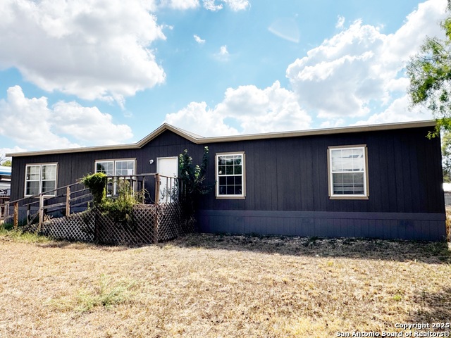 Details for 808 Pecan , Jourdanton, TX 78026