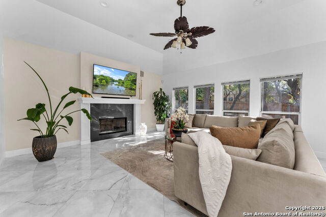 Image 13 of 58 For 18210 Crystal Ridge Dr