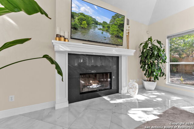 Image 17 of 58 For 18210 Crystal Ridge Dr