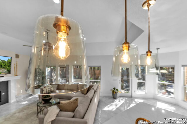 Image 22 of 58 For 18210 Crystal Ridge Dr