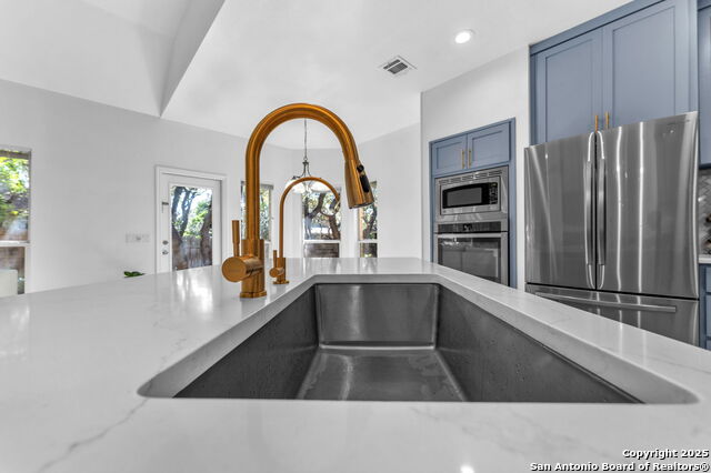 Image 23 of 58 For 18210 Crystal Ridge Dr