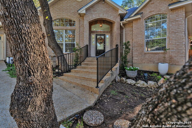 Image 7 of 58 For 18210 Crystal Ridge Dr