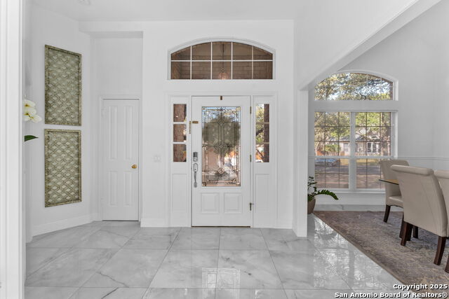 Image 9 of 58 For 18210 Crystal Ridge Dr