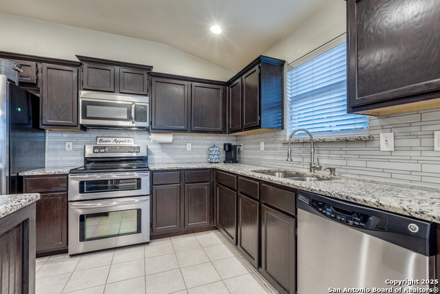 Image 7 of 14 For 655 Limestone Flat