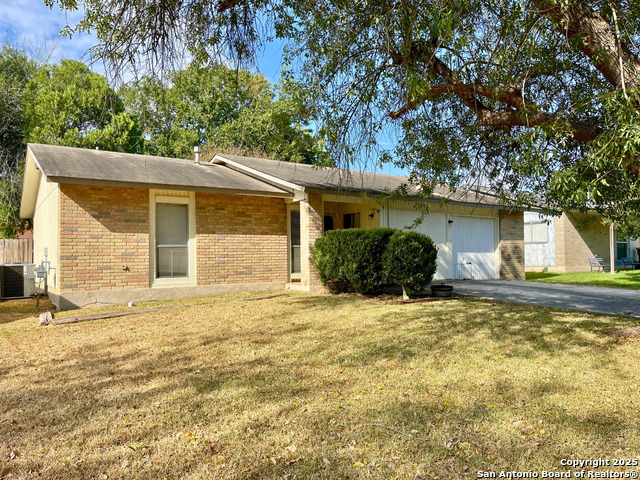 Image 3 of 16 For 117 Meadow Way