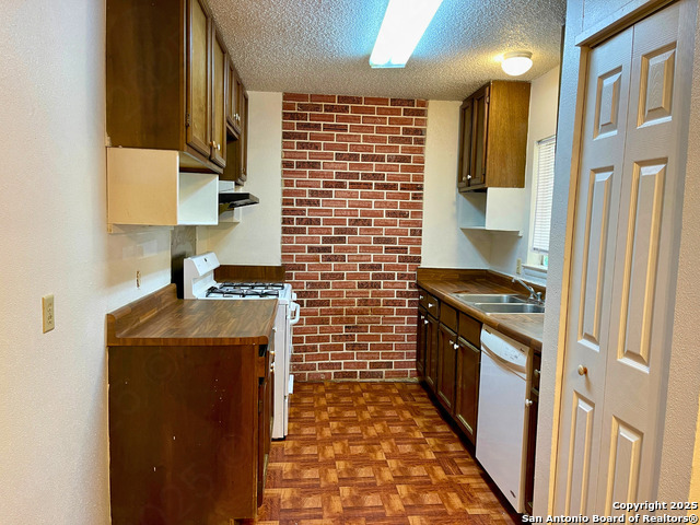 Image 8 of 16 For 117 Meadow Way