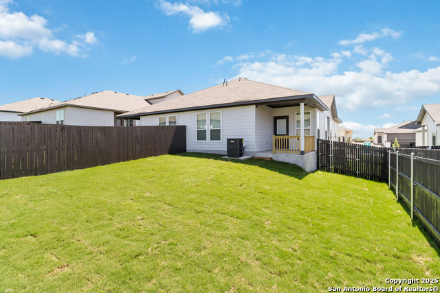 Listing photo id 27 for 5107 Cindy Branch