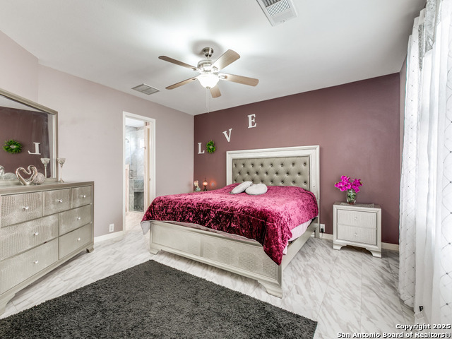Listing photo id 17 for 13226 Regency Frst