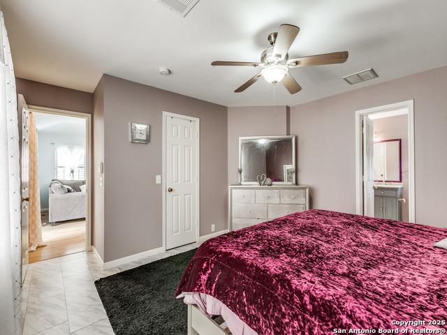 Listing photo id 18 for 13226 Regency Frst