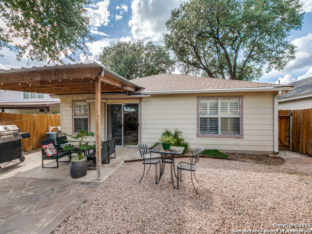 Listing photo id 22 for 13226 Regency Frst